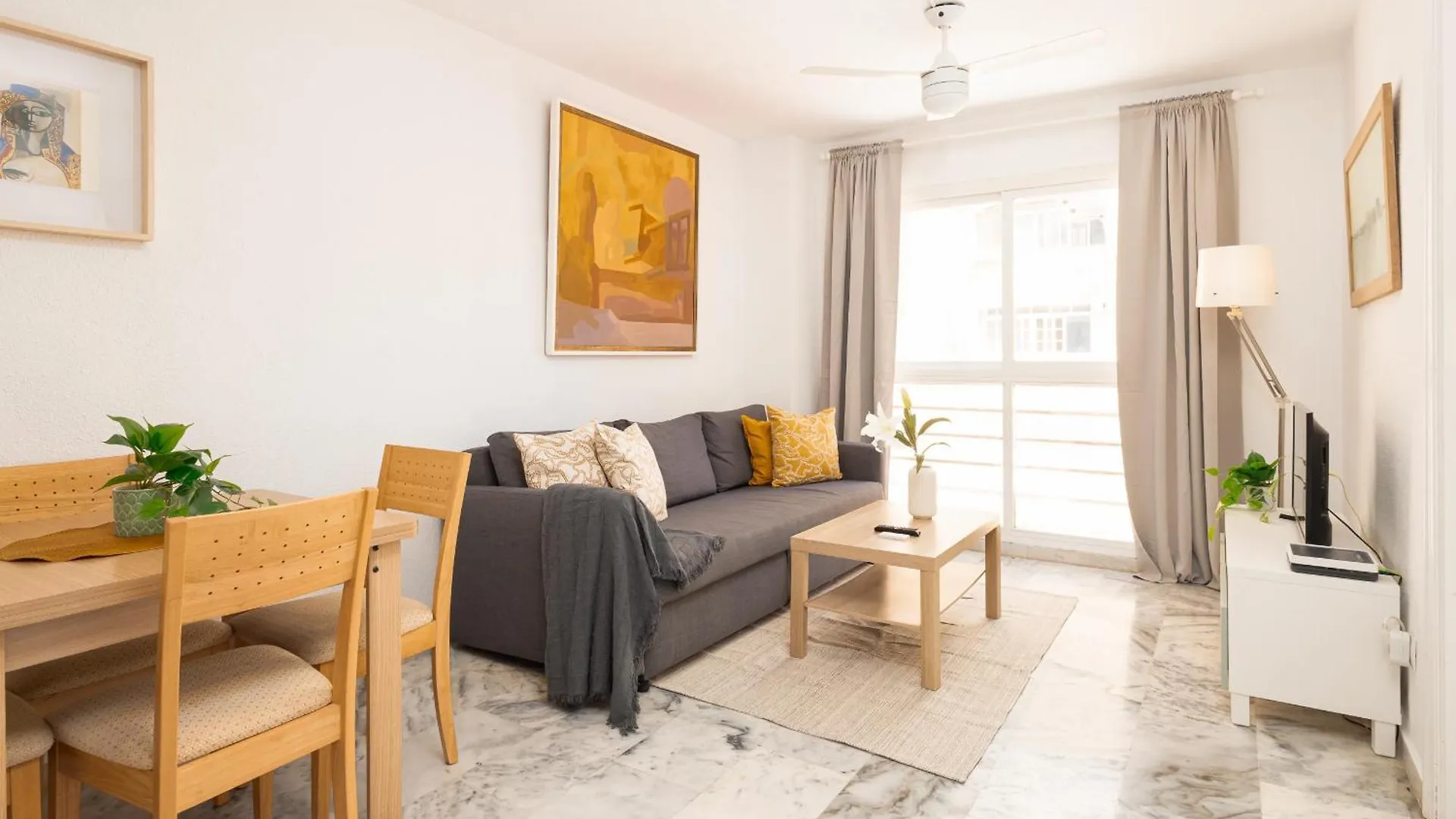 C18 Lovely Apartment In Malagueta Beach Malaga Spain